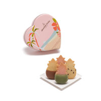 Paradise Heart Tin with cookie plate